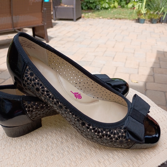 Ros Hommerson Shoes - Rose Hommerson Elegant Black Women's Shoes with Bow Detail
